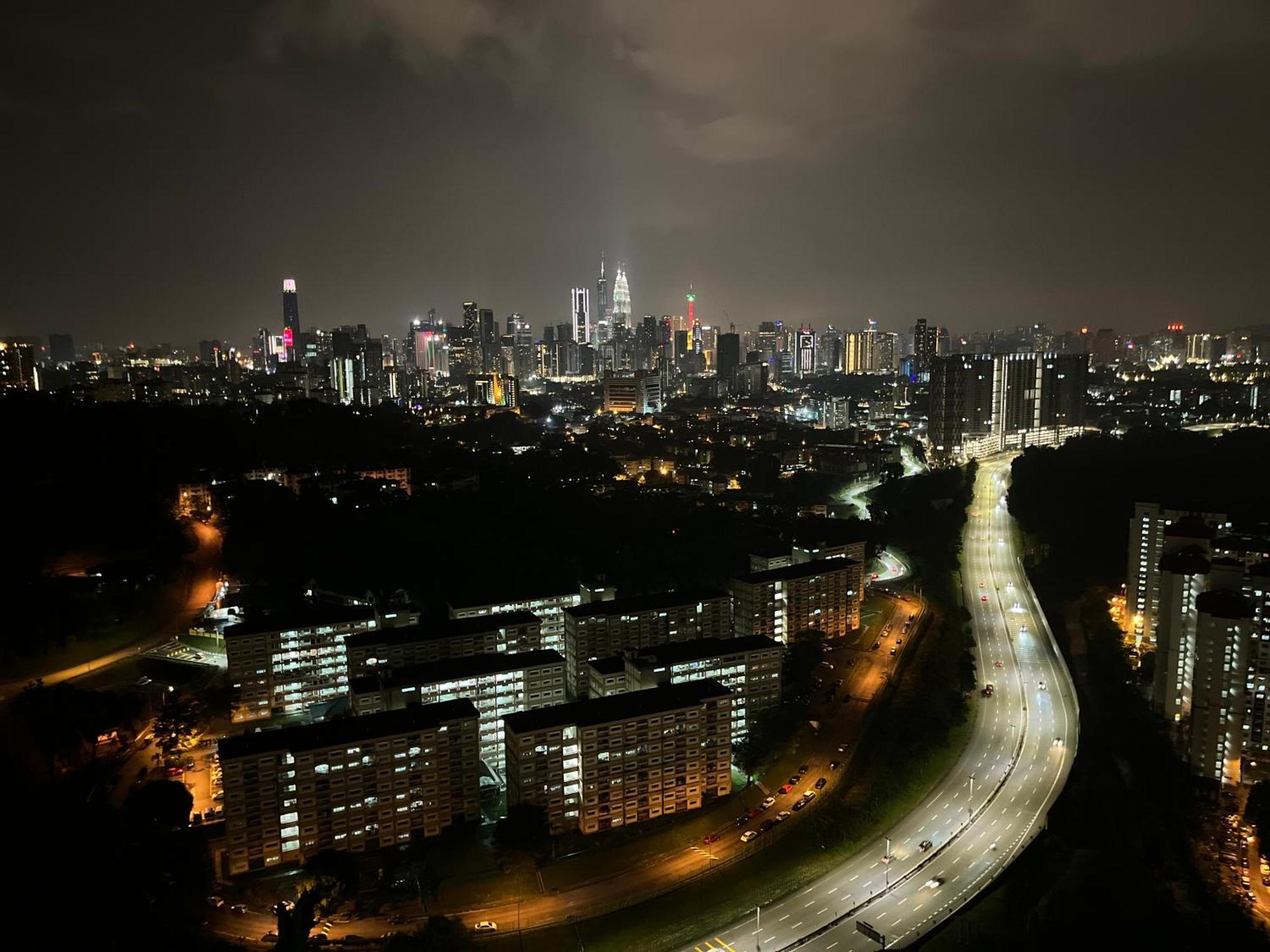 Apartment Seasons Gardens Wangsa Maju, Kl - 3 Bedroom